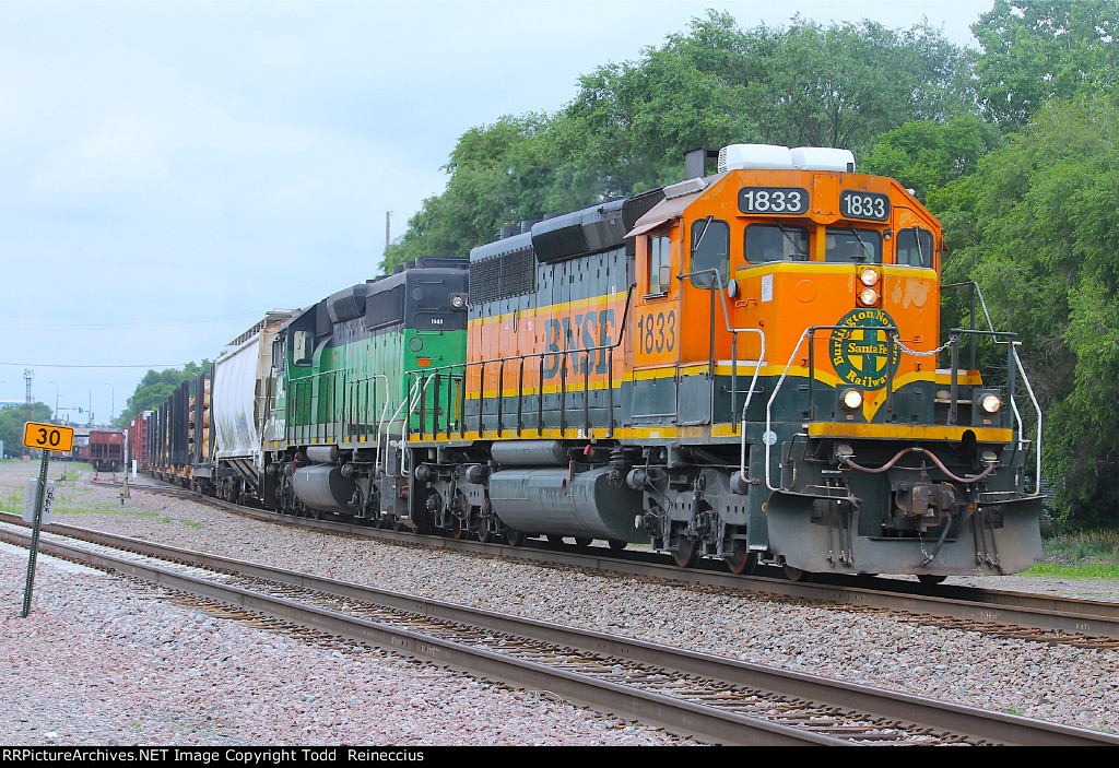 BNSF 1833